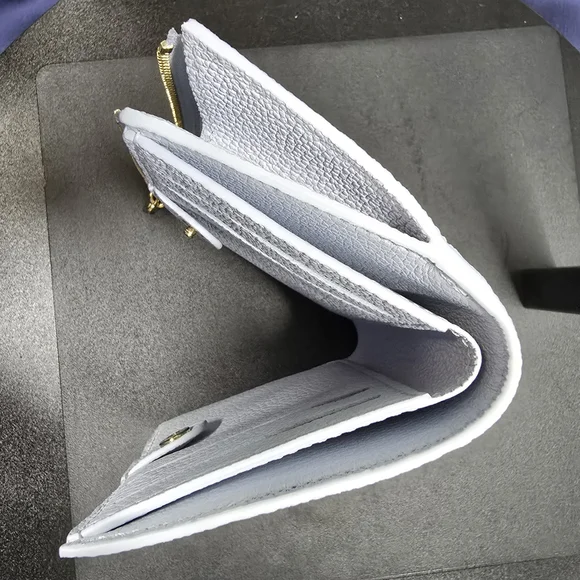 Louis Vuitton Pourtefeuille Lisa Empreinte Wallet